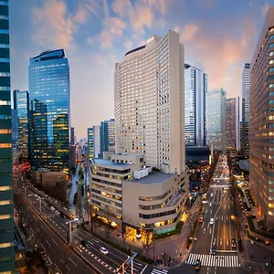 Отель Hilton